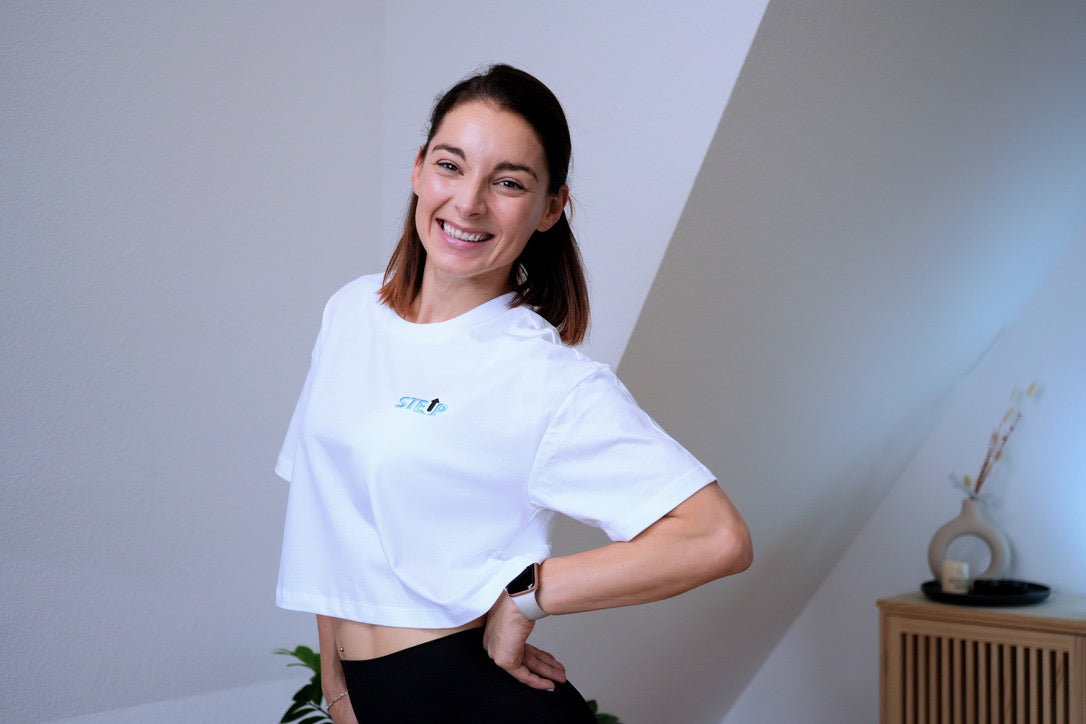 StepUp | Bio Baumwoll enges Crop Shirt ripped